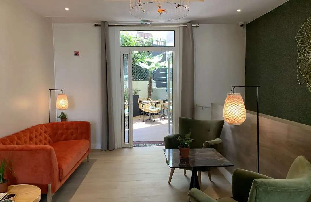 Hotel Apolonia Paris Montmartre; Sure Hotel Collection By Best Western-1